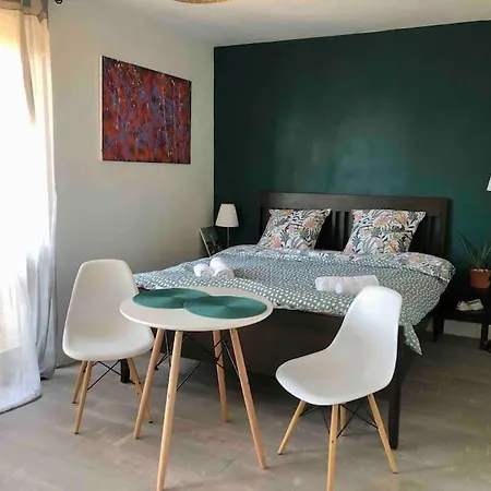 Cozy Studio With Balcony And Free Parking Aix-en-Provence Esterno foto