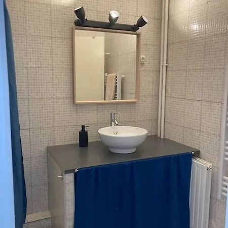 Cozy Studio With Balcony And Free Parking Aix-en-Provence Esterno foto
