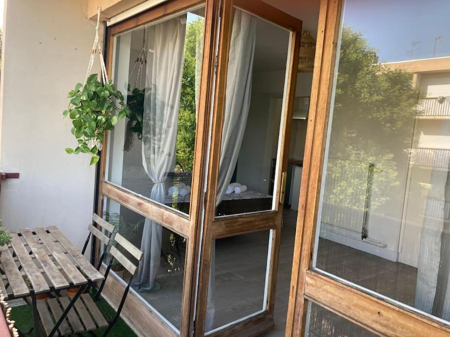 Apartment Cozy With Balcony And Free Parking *